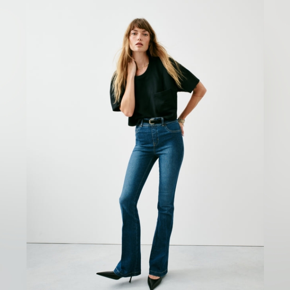 SPANX Everywear Flare Jeans In Authentic Blue 1X